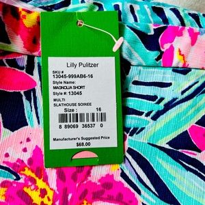 Lilly Pulitzer Magnolia Short with scalloped edge. NWT never worn.